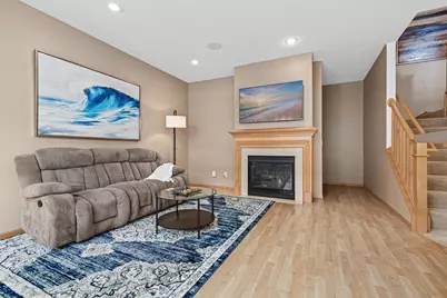 15649 Eagleview Way #1009, Apple Valley, MN 55124 - Photo 4