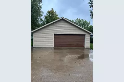 425 Hollett Street, Tracy, MN 56175 - Photo 20