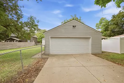 808 5th Avenue SE, Saint Cloud, MN 56304 - Photo 24