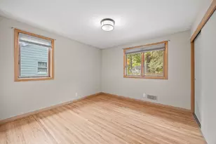 3346 Kyle Ave N, Golden Valley, MN 55422 - Photo 20