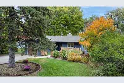 3346 Kyle Avenue N, Golden Valley, MN 55422 - Photo 2