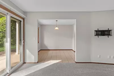 5137 Balmoral Lane, Bloomington, MN 55437 - Photo 8