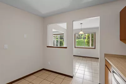5137 Balmoral Lane, Bloomington, MN 55437 - Photo 12