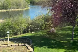 1588 Blackhawk Lake Dr, Eagan, MN 55122 - Photo 32