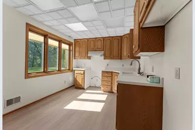 1588 Blackhawk Lake Drive, Eagan, MN 55122 - Photo 28