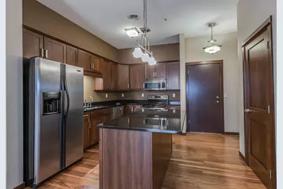 270 4th Street E #504, Saint Paul, MN 55101 - Photo 2