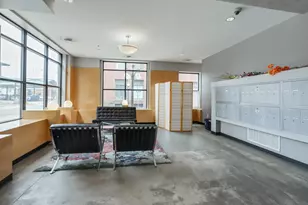 270 4th St E, Saint Paul, MN 55101 - Photo 18