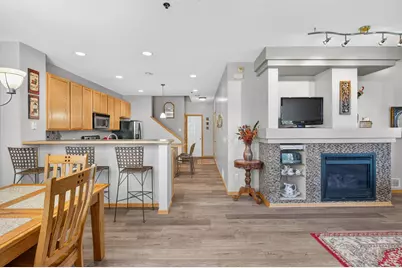 703 Maple Hills Drive #D, Maplewood, MN 55117 - Photo 14