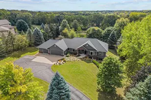 1006 105th St W, Inver Grove Heights, MN 55077 - Photo 1