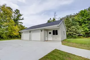 1029 Golf Course Rd, Grand Rapids, MN 55744 - Photo 4