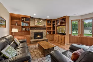15019 Village Woods Dr, Eden Prairie, MN 55347 - Photo 22