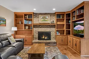 15019 Village Woods Dr, Eden Prairie, MN 55347 - Photo 20