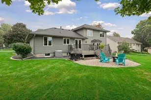 15019 Village Woods Dr, Eden Prairie, MN 55347 - Photo 42