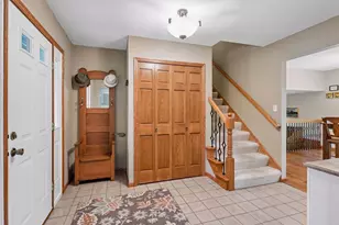 15019 Village Woods Dr, Eden Prairie, MN 55347 - Photo 6