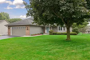 15019 Village Woods Dr, Eden Prairie, MN 55347 - Photo 40
