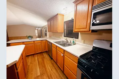 703 30th Street NW, Faribault, MN 55021 - Photo 2
