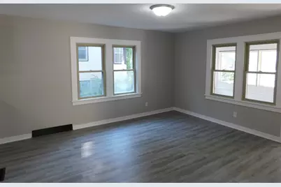 1885 Hawthorne Avenue E, Saint Paul, MN 55119 - Photo 20