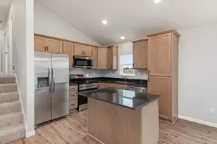 710 Erin Circle, Green Isle, MN 55338 - Photo 10