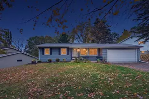 3624 Rolling View Dr, White Bear Lake, MN 55110 - Photo 2