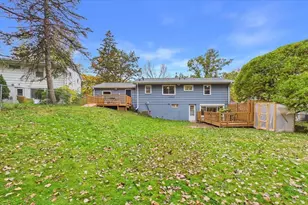3624 Rolling View Dr, White Bear Lake, MN 55110 - Photo 24