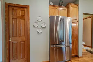 14042 Forest Ln, Apple Valley, MN 55124 - Photo 20