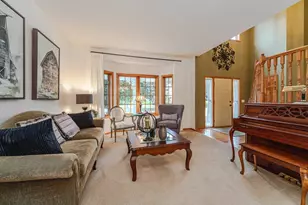 14042 Forest Ln, Apple Valley, MN 55124 - Photo 12