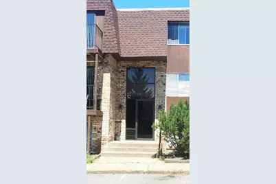 417 S Wasson Lane #207, River Falls, WI 54022 - Photo 2