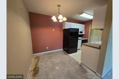2800 Hillsboro Avenue N #315, New Hope, MN 55427 - Photo 6