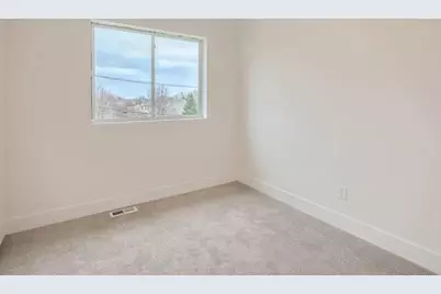1997 11th Avenue E #4, North Saint Paul, MN 55109 - Photo 32
