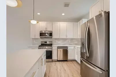 1995 11th Avenue E #2, North Saint Paul, MN 55109 - Photo 6