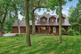 14213 263rd St, Lindstrom, MN 55045 - Photo 2