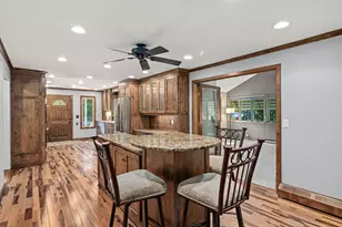 4236 Rice St, Shoreview, MN 55126 - Photo 2