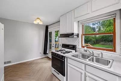 1427 1st Street SE, Rochester, MN 55904 - Photo 14
