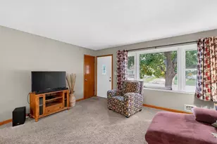 1438 2nd Ave SW, Rochester, MN 55902 - Photo 6