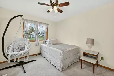 425 Park Avenue, Zumbrota, MN 55992 - Photo 26