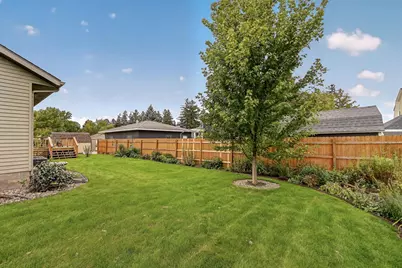 425 Park Avenue, Zumbrota, MN 55992 - Photo 6