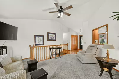 425 Park Avenue, Zumbrota, MN 55992 - Photo 10