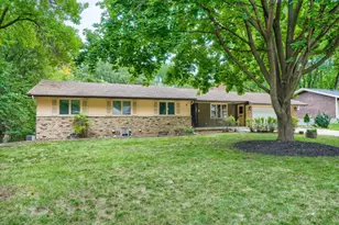 6525 Sherwood Ave, Edina, MN 55435 - Photo 2