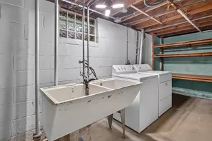 3500 W 89th St, Bloomington, MN 55431 - Photo 16