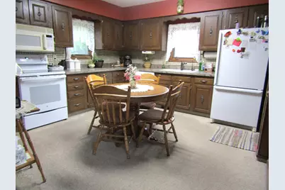 236 E Sorenson Avenue, Appleton, MN 56208 - Photo 6