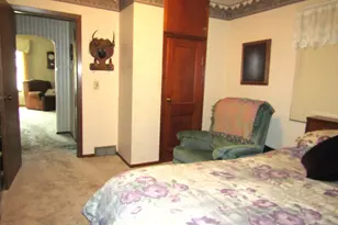 236 E Sorenson Ave, Appleton, MN 56208 - Photo 14