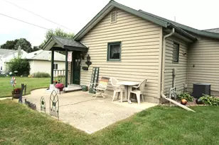 236 E Sorenson Ave, Appleton, MN 56208 - Photo 22