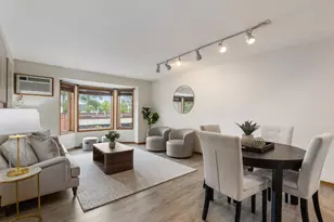 2425 E Franklin Ave, Minneapolis, MN 55406 - Photo 4