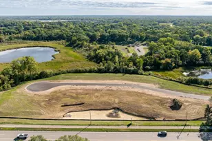 8916 NE Fraizer Ct, Blaine, MN 55014 - Photo 10