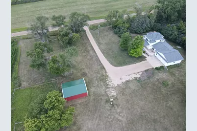 4060 50th Avenue NW, Montevideo, MN 56265 - Photo 8