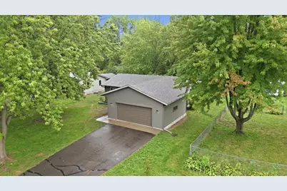517 8th Avenue N, Sauk Rapids, MN 56379 - Photo 2