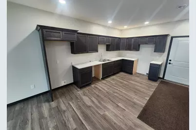 901 7th Ave SW, Pipestone, MN 56164 - Photo 12