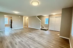 9034 Park Ave S, Bloomington, MN 55420 - Photo 4