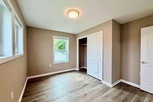 9034 Park Ave S, Bloomington, MN 55420 - Photo 8