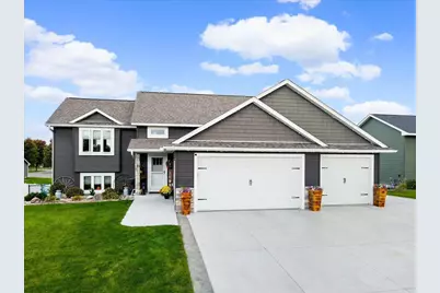 366 Bluebill Street, Baldwin, WI 54002 - Photo 2
